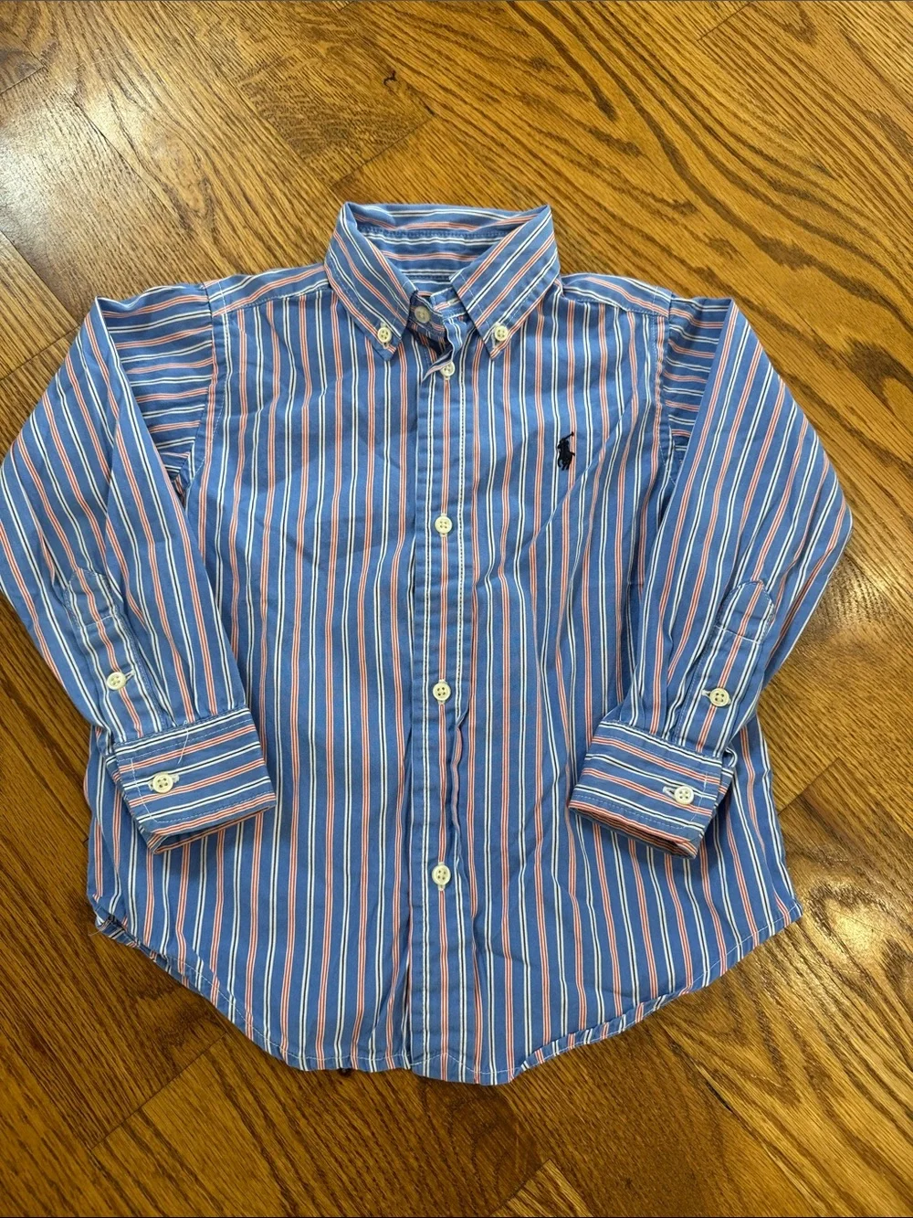 Boy’s Ralph Lauren Button Up/Button Down Shirt. Size 3/3T. Like New Condition.